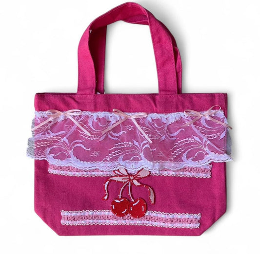 pink lacey cherry M bag